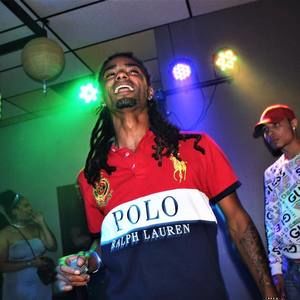 Meet your Posher, Markainen